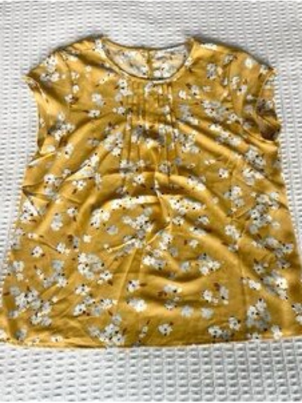 Floral Pintuck Cap-Sleeve Tunic in Mustard